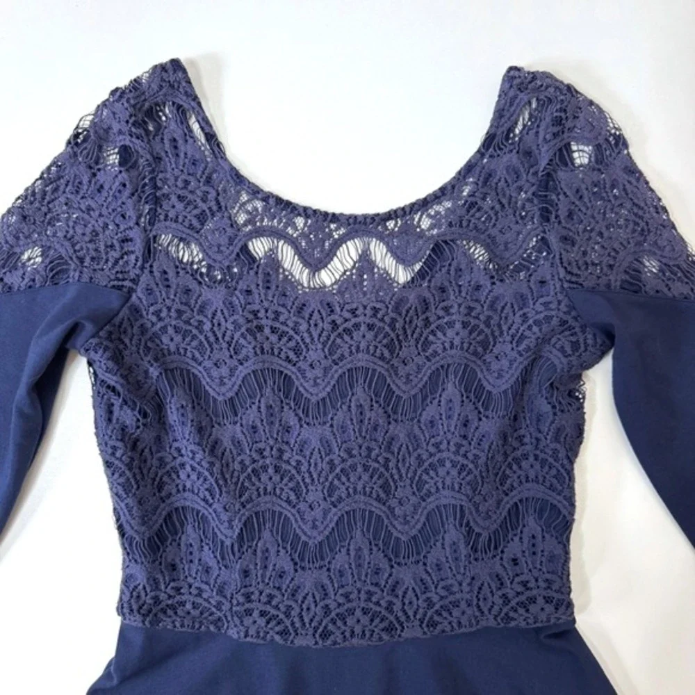 Lilly Pulitzer Navy Blue Remmy Lace Bodice Back Zip Fit Flare Dress Size S‎
